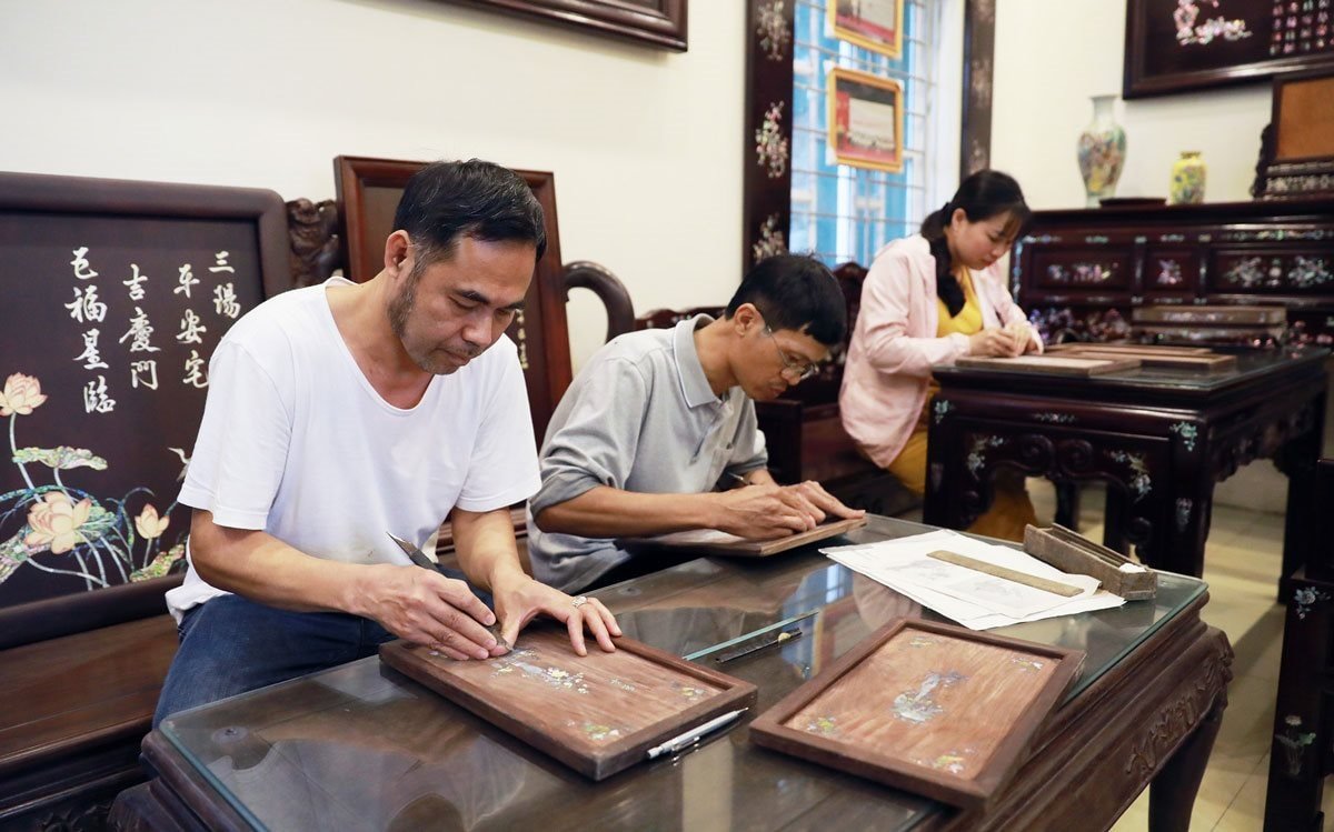 2-Day Hanoi Craft Villages Bicycle Tour